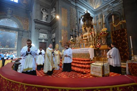 Retour du pontife au faldistoire