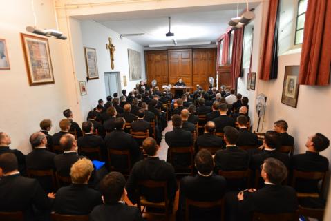 Conférence par Monseigneur Wach