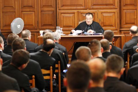 Conférence de clôture par Monseigneur Wach