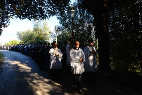 Procession vers la Maison du Cur Royal