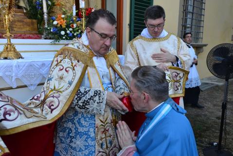 Vénération de la relique du cur de saint François de Sales