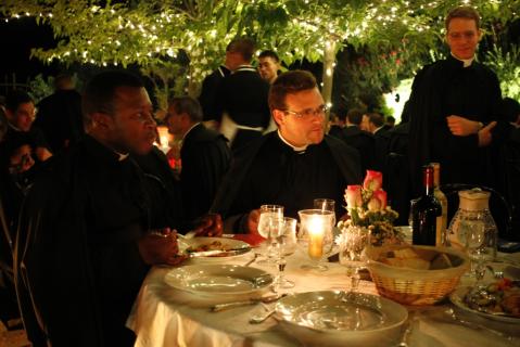 Grand dîner sur la terrasse de Saint-Michel
