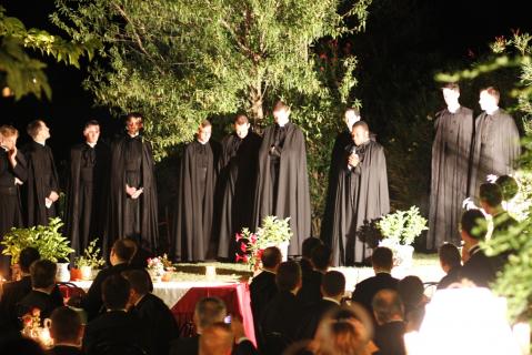 Discours des jeunes prêtres nouvellement ordinnés remerciant les Supérieurs pour la formation reçue