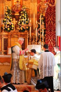 Bénédiction du sous-diacre après le chant de l&rsquo;épître