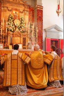 Encensement de l&rsquo;autel