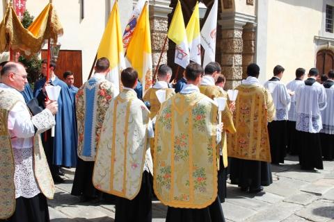 sortie de la procession