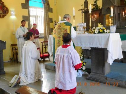 Première Messe dominicale célébrée par M. le chanoine Moreau le 21 aout 2016, en présence de Mgr Maurice Piat, Evêque de Port-Louis, en la chapelle St Joseph de Rose-Hill.