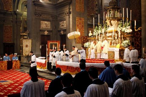 Reposition du Saint-Sacrement après la Communion