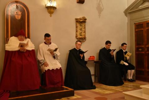 Le Pontife au trône dépouillé