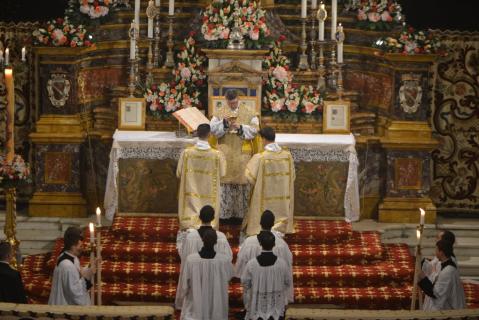 <em>Ecce Agnus Dei</em>