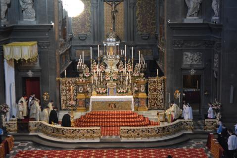 <em>Gloria Patri et Filio et Spiritui Sancto</em>