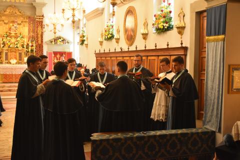 Chant du Graduel et de l&rsquo;Alléluia par la schola