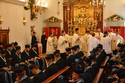 Habillement du Pontife