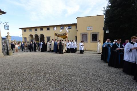 Procession du Saint-Sacrement à la chapelle du Reposoir