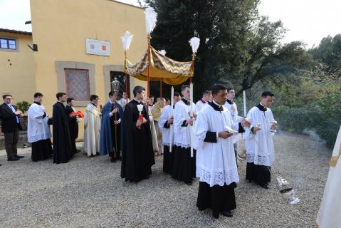 Procession du Saint-Sacrement à la chapelle du Reposoir
