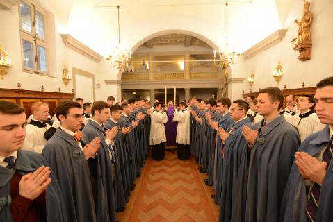 Chant solennel du Martyrologe, annonçant la Naissance du Sauveur