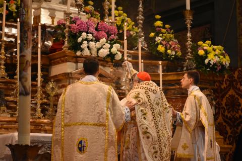 Encensement de l&rsquo;autel