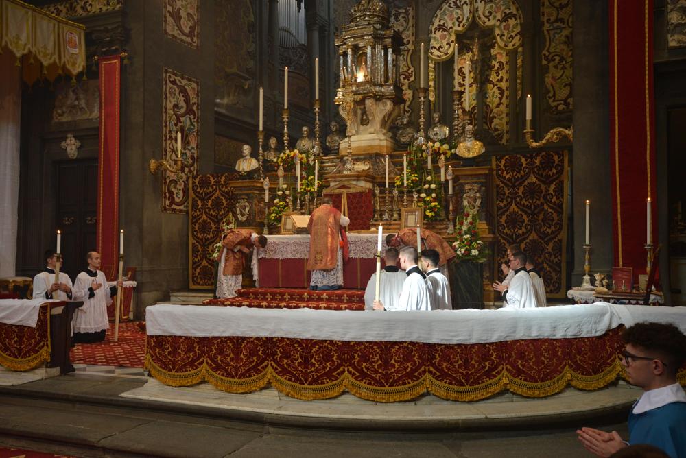 <i>Confiteor</i>