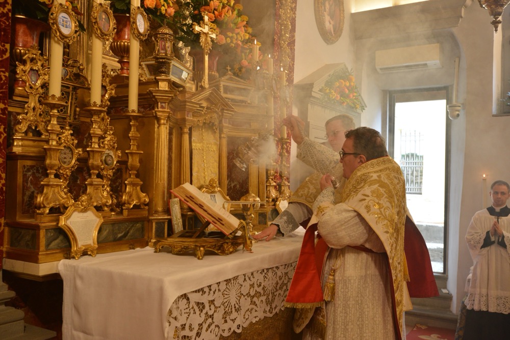Encensement des oblats