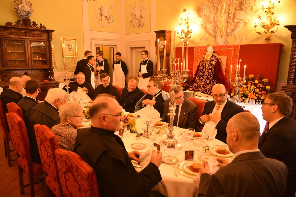 Table des supérieurs