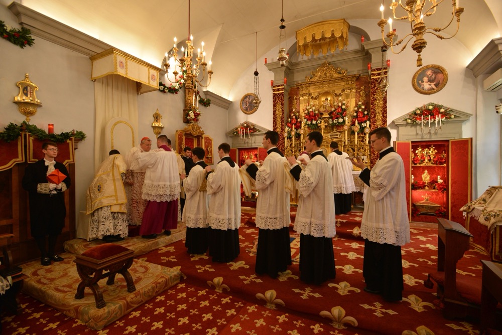 Habillement du Pontife