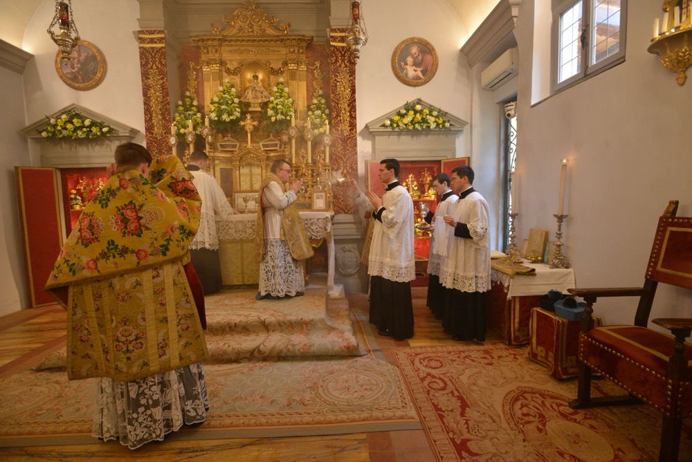 Encensement du célébrant
