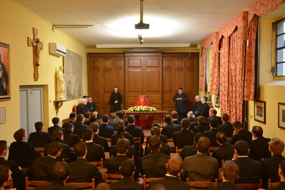 Conférence de S.E.R. le cardinal Simoni