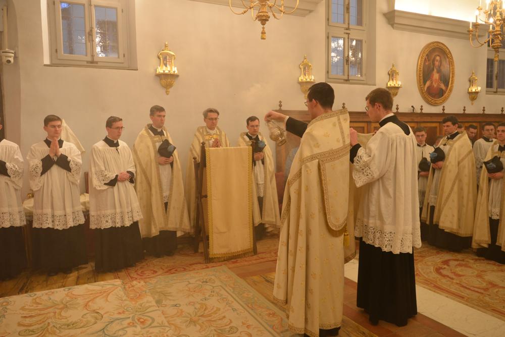 Encensement d&rsquo;un chapier