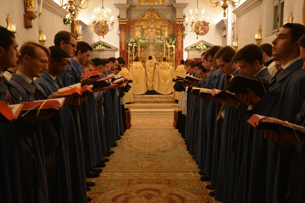 Encensement de la croix