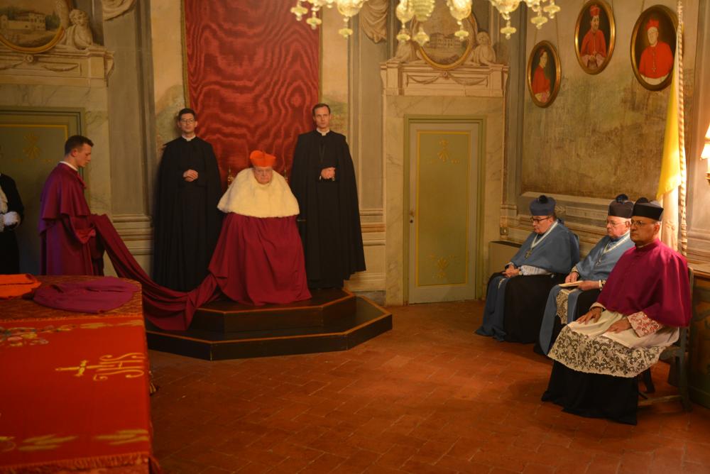 La Salle de Trône avant la cérémonie