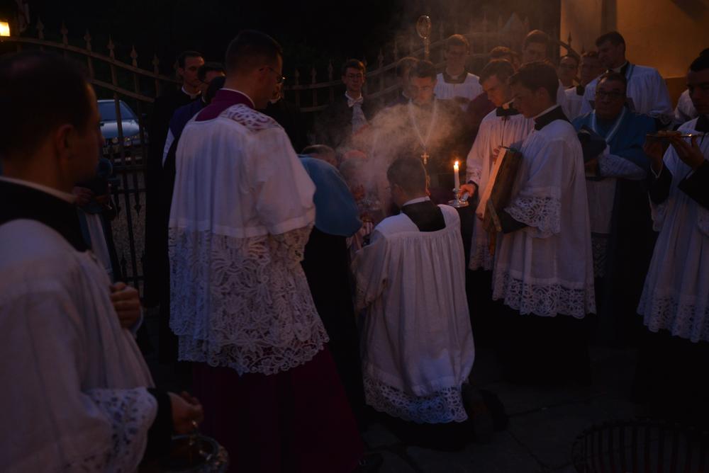 Imposition de l&rsquo;encens