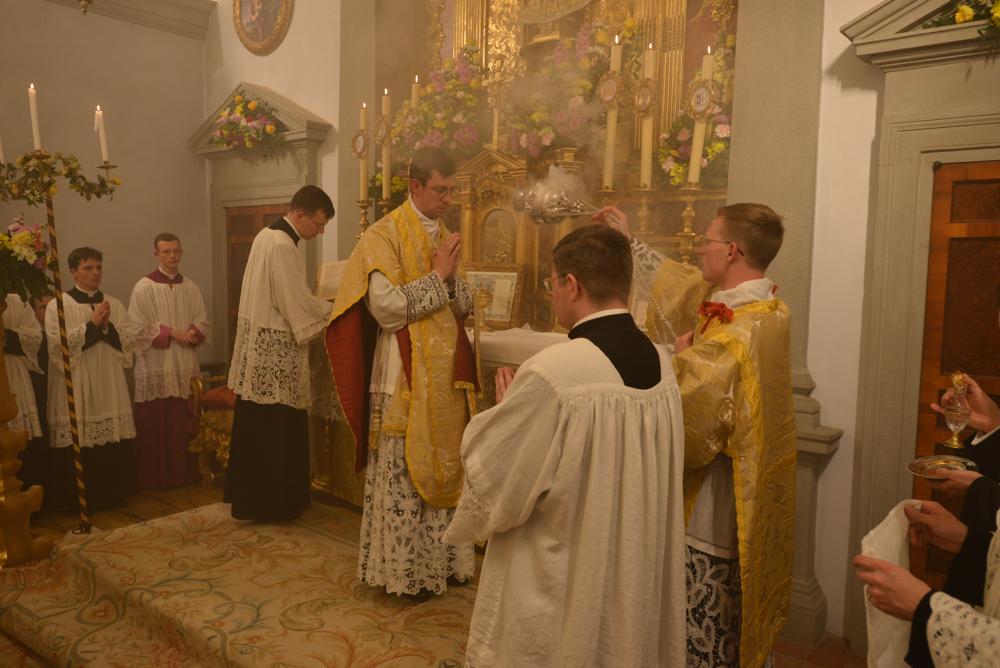 Encensement du célébrant