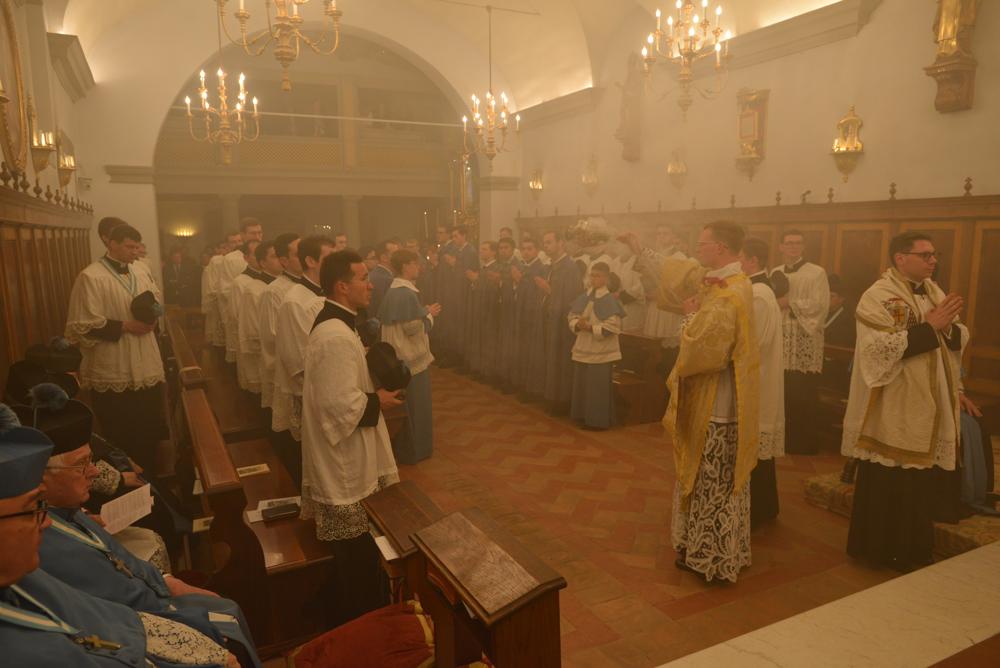 Encensement du ch&oelig;ur