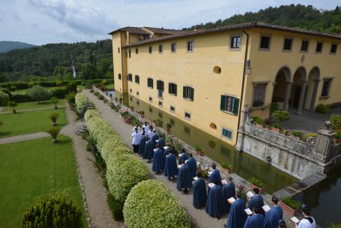 Procession dans la propriété