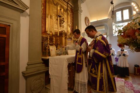 Encensement de l&rsquo;autel
