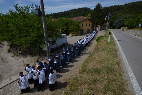 Procession dans la propriété