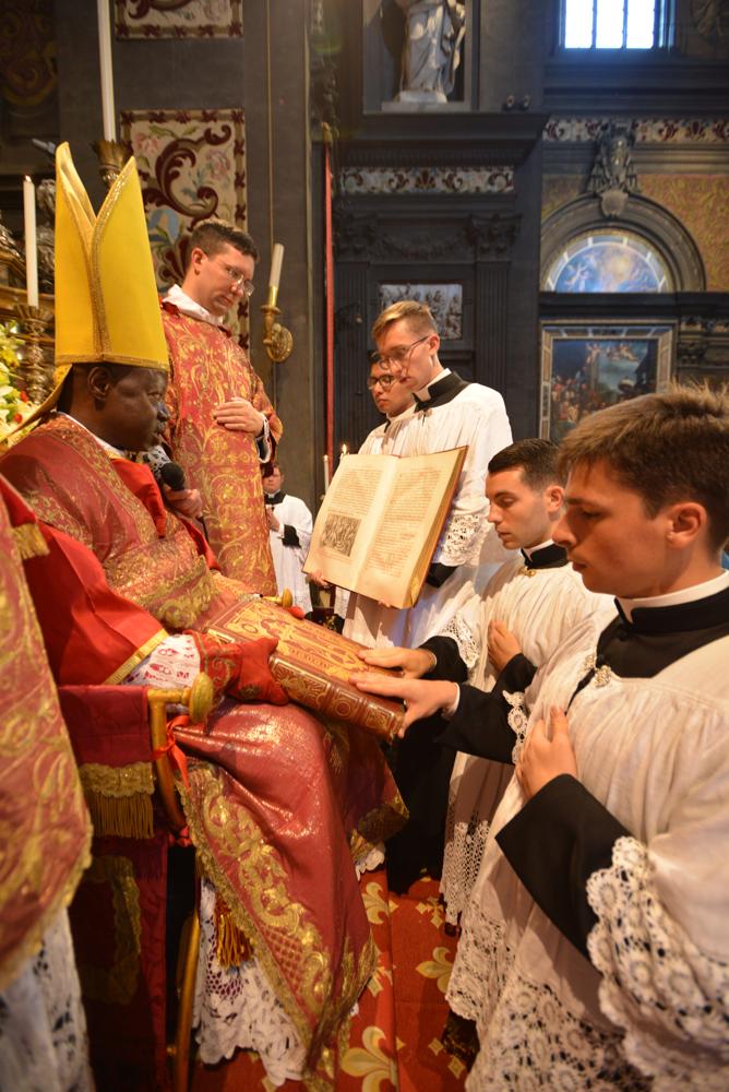 Ordination des lecteurs