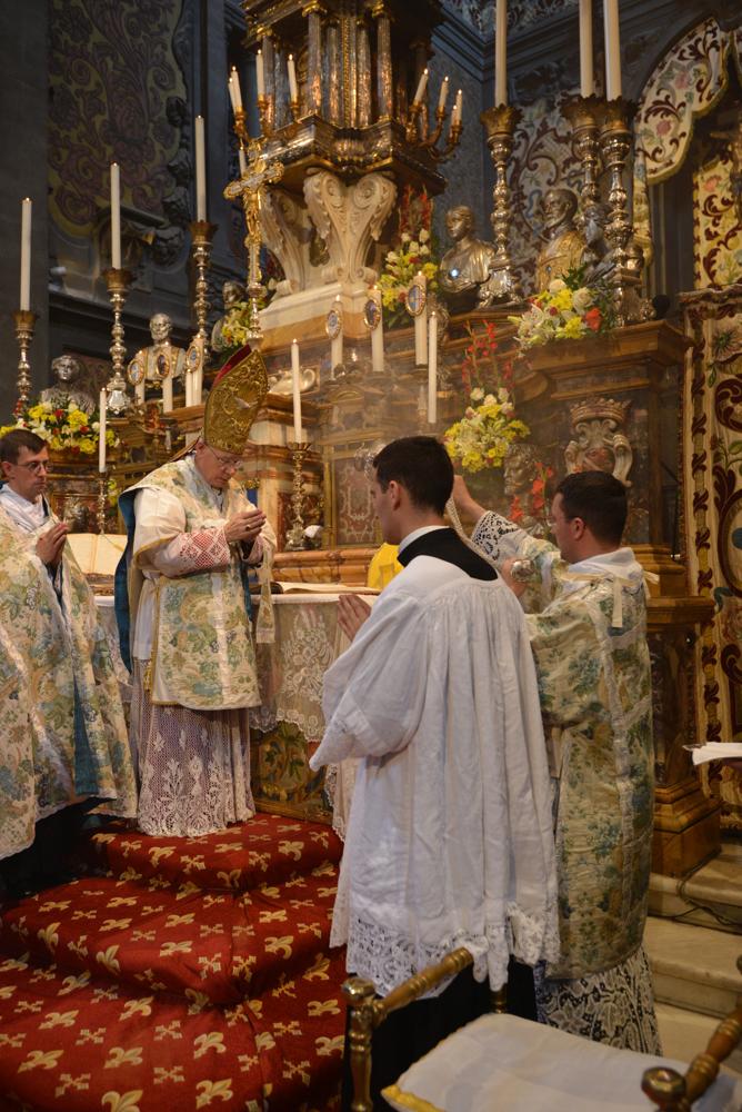 Encensement du Pontife