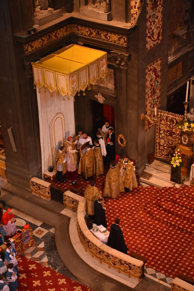 <i>Gloria in excelsis Deo</i>