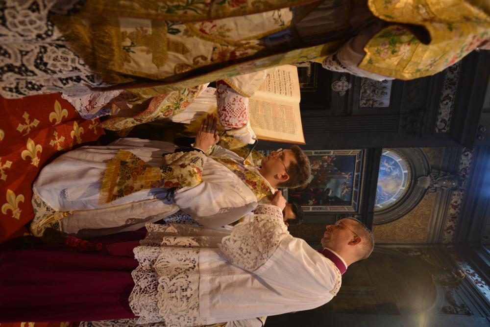 Imposition de l&rsquo;étole et de la chasuble