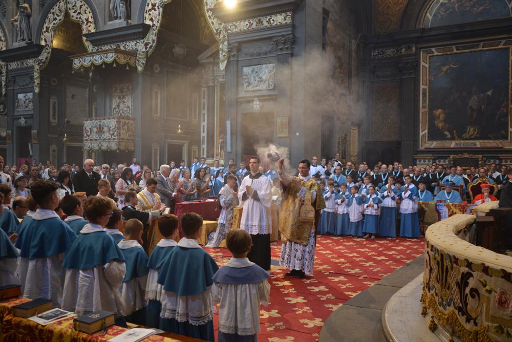Encensement du ch&oelig;ur