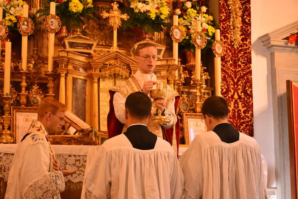 <i>Ecce Agnus Dei</i>