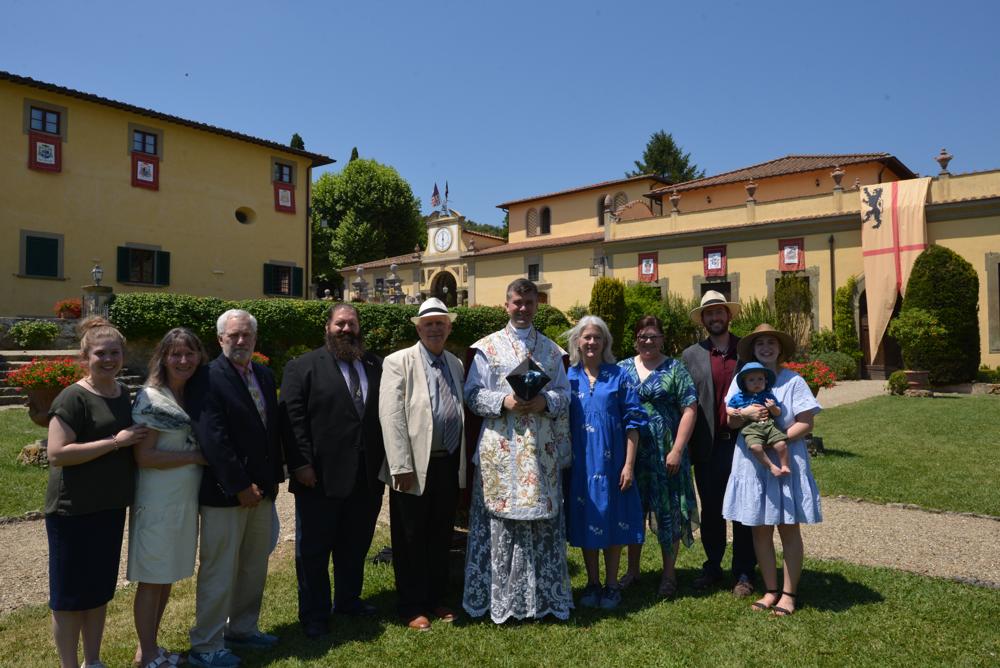 Monsieur le chanoine Bredemann avec sa famille