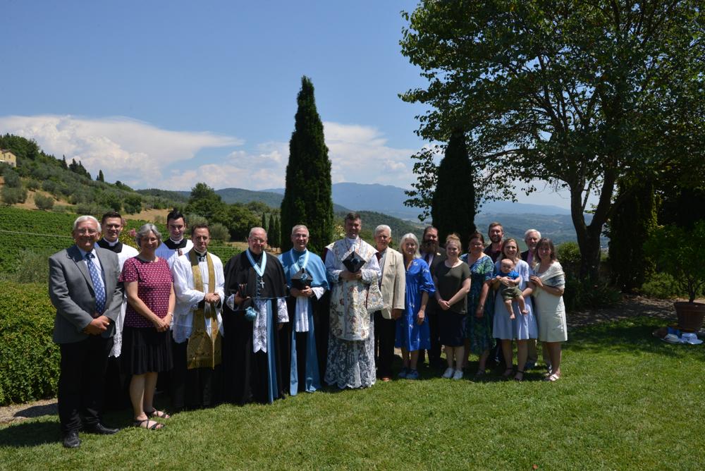 Monsieur le chanoine Bredemann avec sa famille et ses proches
