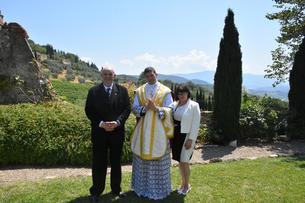 Monsieur le chanoine Sulkowski avec ses parents