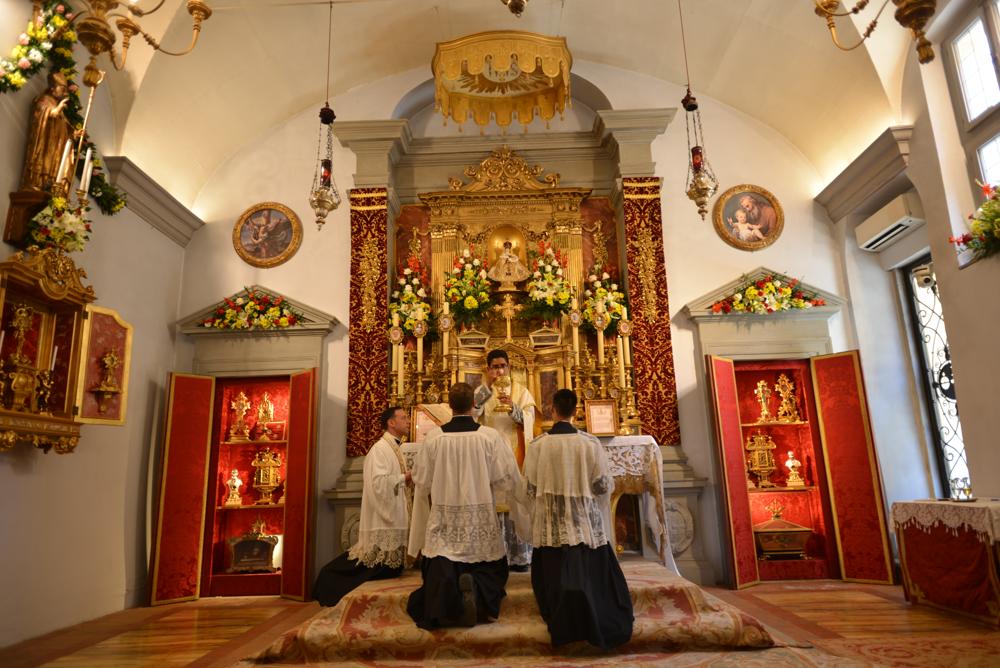 <i>Ecce Agnus Dei</i>