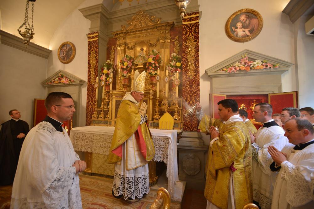Encensement du Pontife