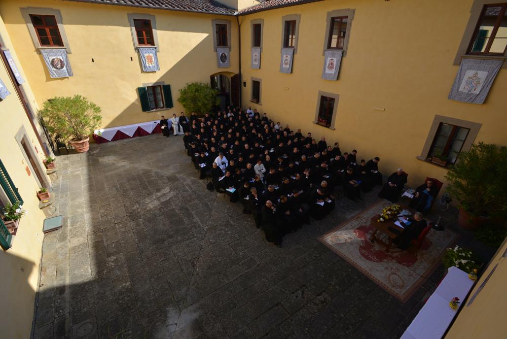 Conférence de M<sup>gr</sup> Schmitz Vicaire Général dans l&rsquo;Institut