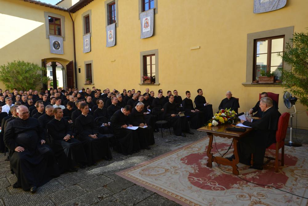 Conférence de M<sup>gr</sup> Schmitz Vicaire Général dans l&rsquo;Institut