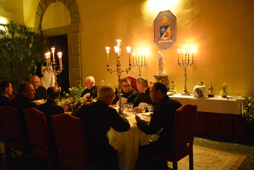 Dîner dans la Cour intérieure